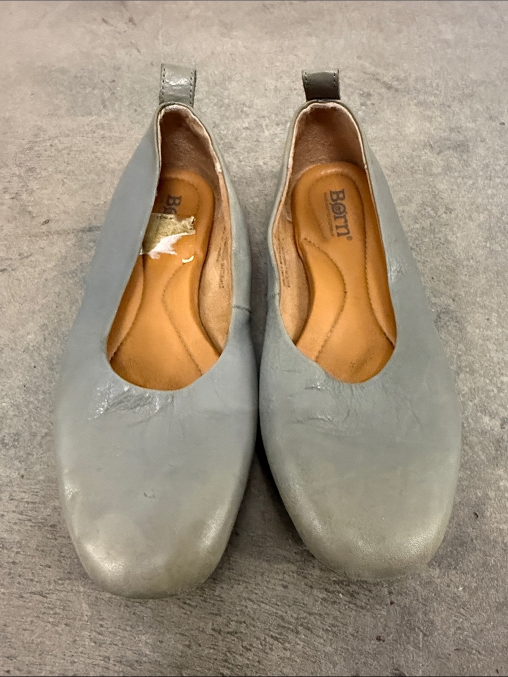 Born Women's Light Gray Leather Slip-On Ballet Flats